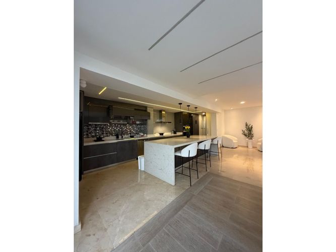 Casa de 4 alcobas en venta en Lagos Del Cacique, Bucaramanga, 220 m² · foto 12 de 24