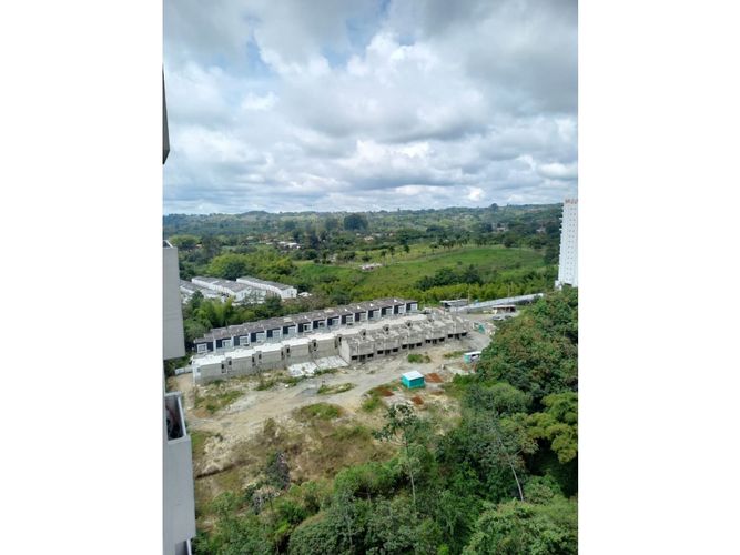 Apartaestudio en venta en Norte De Armenia, Armenia, 67 m² · foto 6 de 13