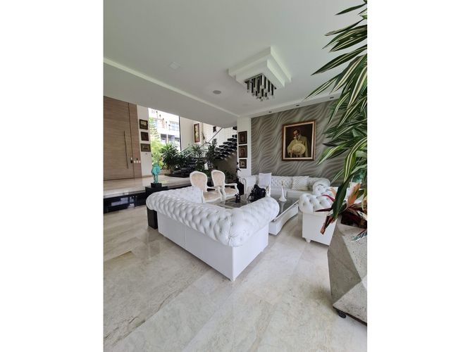Casa de 5 alcobas en venta en Ruitoque, Floridablanca, 720 m² · foto 5 de 24