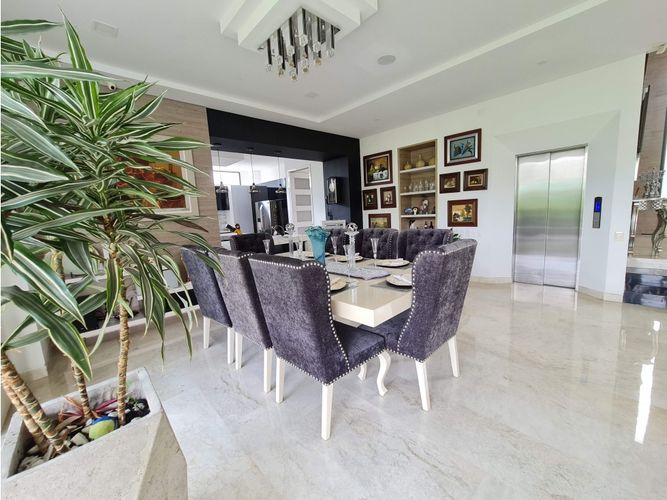 Casa de 5 alcobas en venta en Ruitoque, Floridablanca, 720 m² · foto 10 de 24