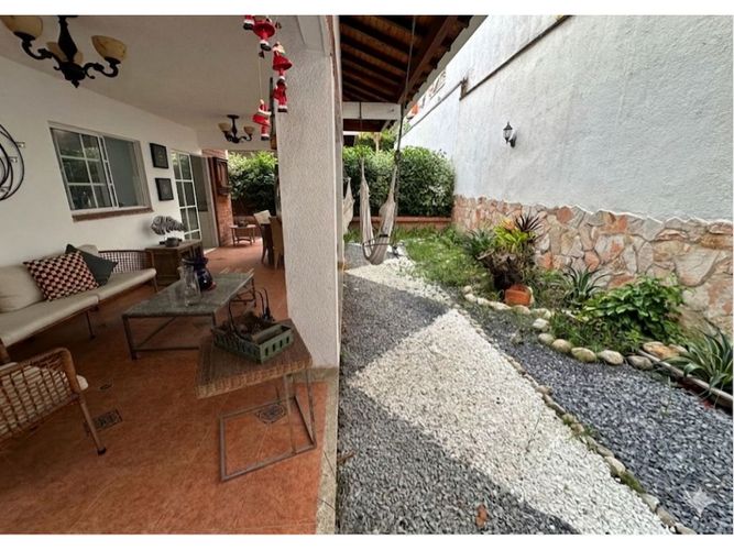 Casa de 5 alcobas en venta en Cañaveral, Floridablanca, 324 m² · foto 7 de 7