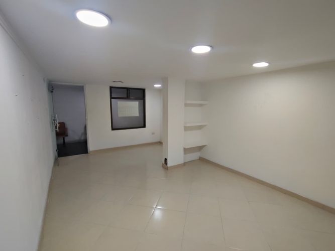 Consultorio en arriendo en Avenida Santander, Manizales, 22 m² · foto 3 de 7