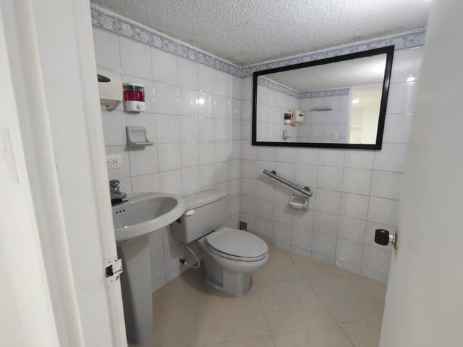Consultorio en arriendo en Avenida Santander, Manizales, 22 m² · foto 6 de 7