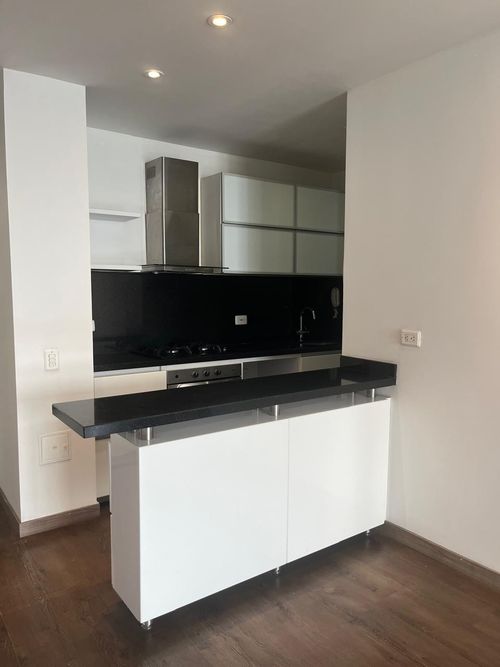 Apartaestudio en venta en Bosque Izquierdo, Bogotá, 87 m² · foto 9 de 24
