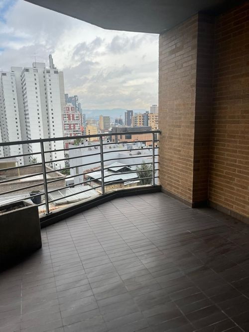Apartaestudio en venta en Bosque Izquierdo, Bogotá, 87 m² · foto 11 de 24