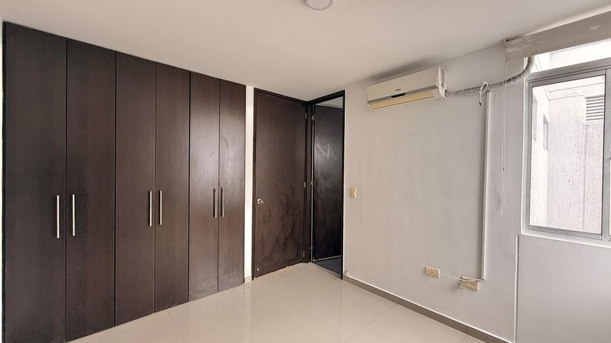 Apartamento de 3 alcobas en venta en Ciudadela Villamil, Girón, 59 m² · foto 18 de 21