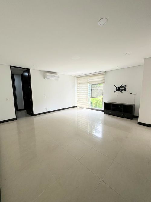 Apartamento en venta en Ciudad Jardin, Cali · foto 12 de 14