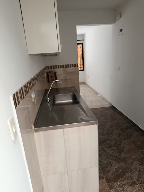 Casa de 10 alcobas en venta en Santa Anita, Cali, 247 m² · foto 3 de 14