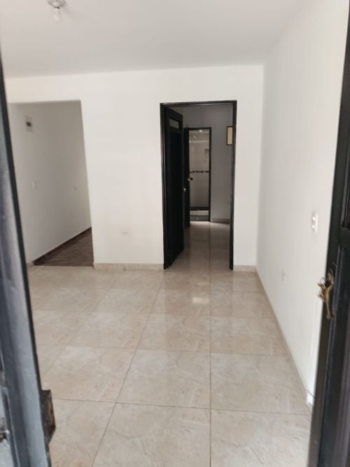 Casa de 10 alcobas en venta en Santa Anita, Cali, 247 m² · foto 4 de 14
