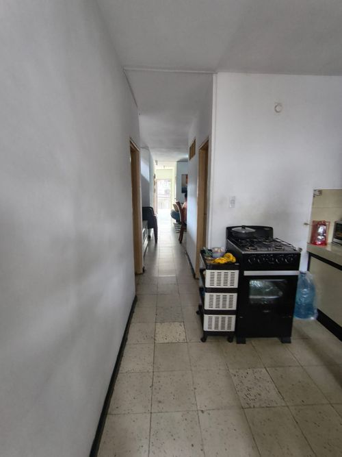 Casa de 5 alcobas en venta en La Libertad, Cali, 220 m² · foto 5 de 18