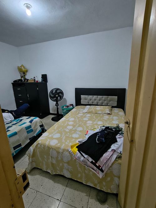 Casa de 5 alcobas en venta en La Libertad, Cali, 220 m² · foto 8 de 18