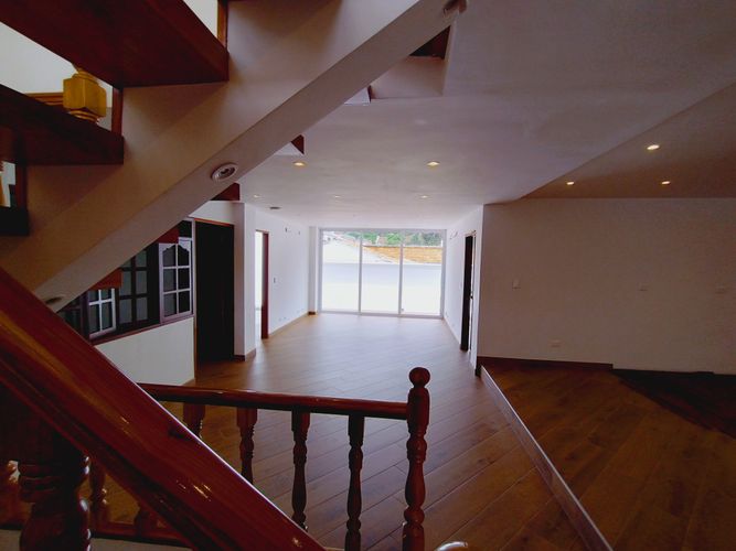 Casa de 6 alcobas en venta en La Flora, Cali, 612 m² · foto 13 de 24