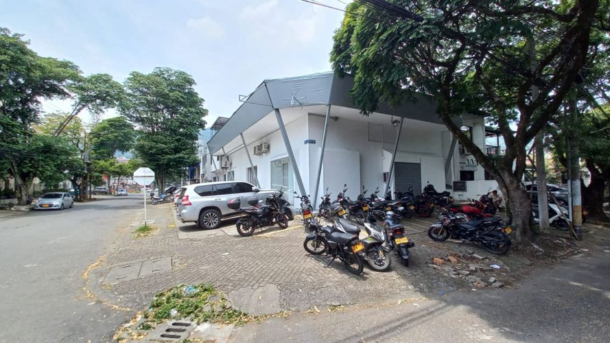 Local en arriendo en San Vicente, Cali, 324 m² · foto 2 de 20