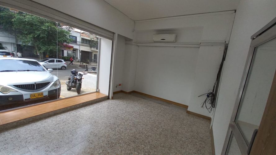 Local en arriendo en San Vicente, Cali, 324 m² · foto 3 de 20