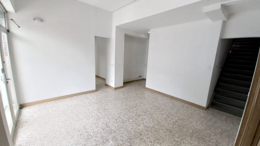 Local en arriendo en San Vicente, Cali, 324 m² · foto 7 de 20