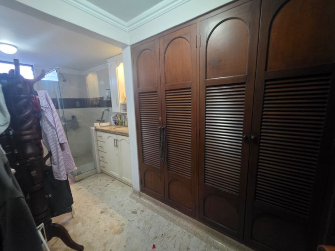 Apartamento de 4 alcobas en venta en Cabecera Del Llano, Bucaramanga, 191 m² · foto 13 de 24