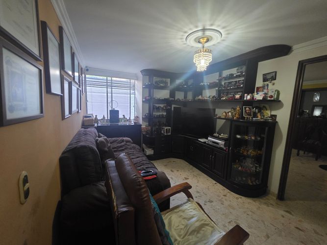 Apartamento de 4 alcobas en venta en Cabecera Del Llano, Bucaramanga, 191 m² · foto 15 de 24