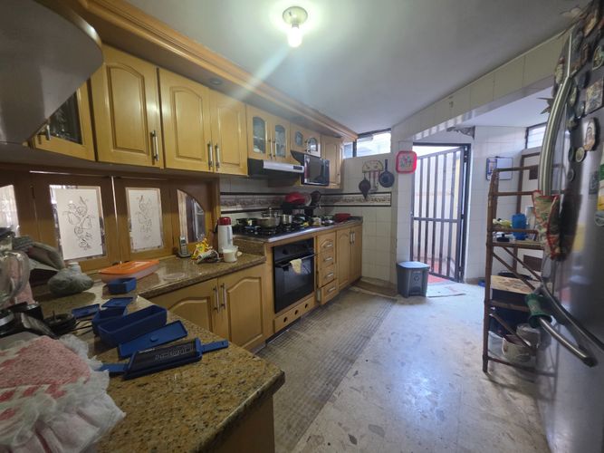 Apartamento de 4 alcobas en venta en Cabecera Del Llano, Bucaramanga, 191 m² · foto 6 de 24