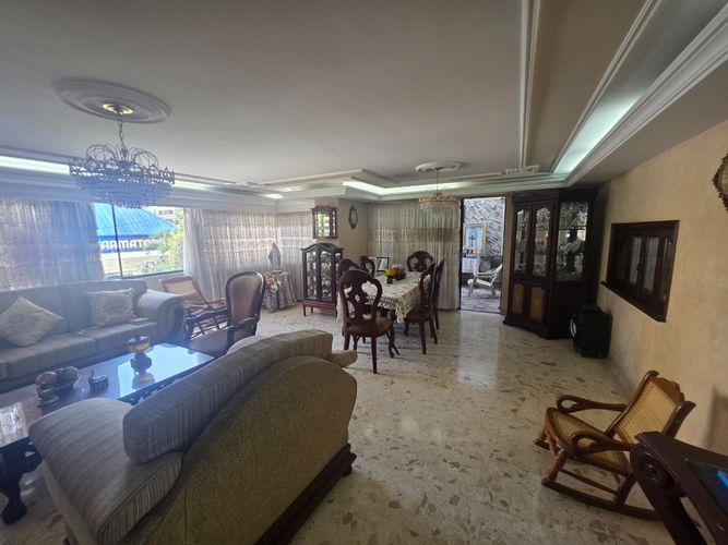 Apartamento de 4 alcobas en venta en Cabecera Del Llano, Bucaramanga, 191 m² · foto 5 de 24