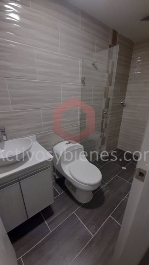 Apartamento de 2 alcobas en venta en Barrio Nuevo, Bello, 70 m² · foto 7 de 11