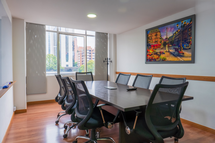 Oficina en arriendo en Santa Maria De Los Angeles, Medellín, 15 m² · foto 6 de 8