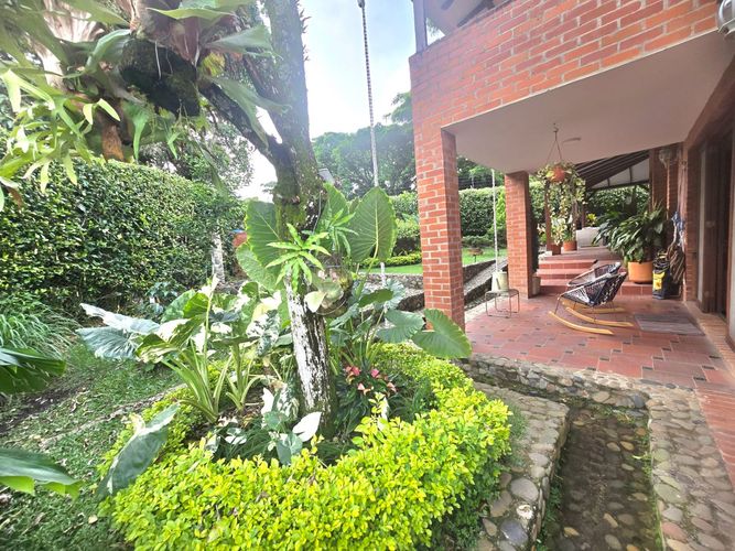 Casa de 4 alcobas en venta en Pance, Cali, 400 m² · foto 4 de 24
