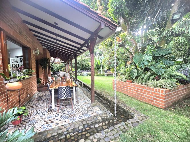 Casa de 4 alcobas en venta en Pance, Cali, 400 m² · foto 3 de 24