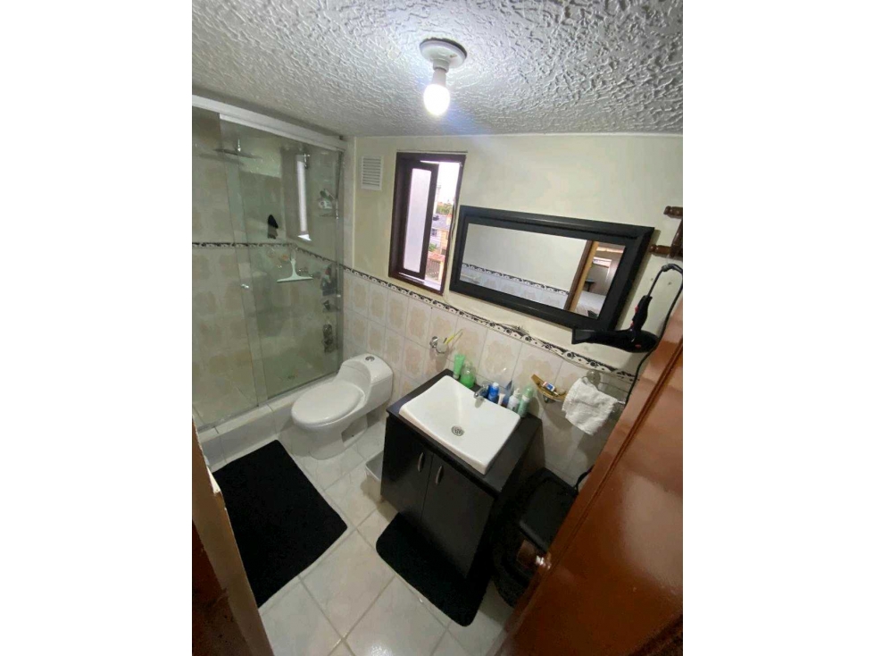 Casa en venta en Cedritos, Bogotá · foto 6 de 24