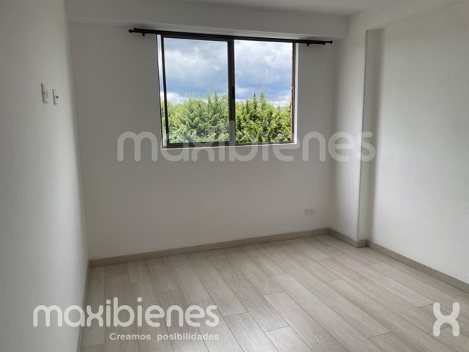 Apartamento de 2 alcobas en venta en Santa Ana, Rionegro, 66 m² · foto 2 de 15