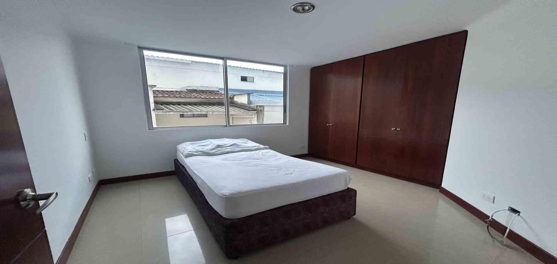 Apartamento en venta en Pinares, Pereira · foto 13 de 17