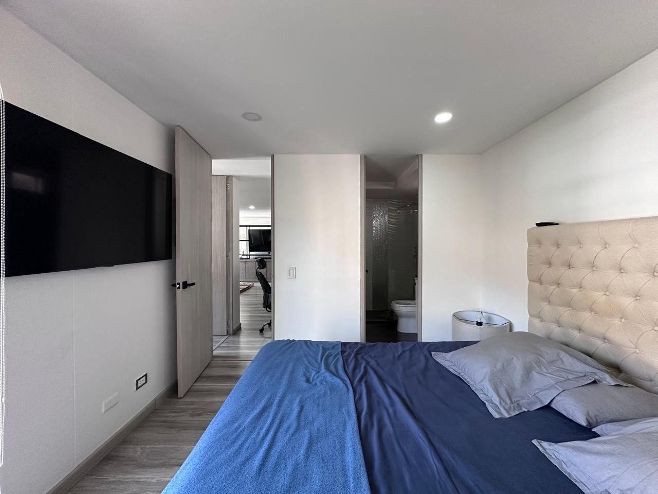 Apartamento en arriendo en El Poblado, Medellín · foto 9 de 16
