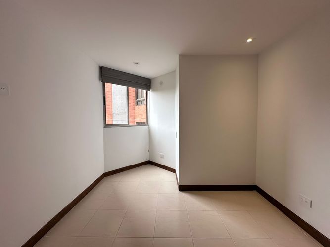 Apartamento de 3 alcobas en arriendo en El Poblado, Medellín, 113 m² · foto 16 de 19