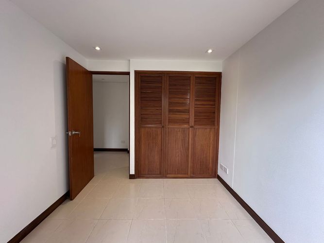 Apartamento de 3 alcobas en arriendo en El Poblado, Medellín, 113 m² · foto 8 de 19