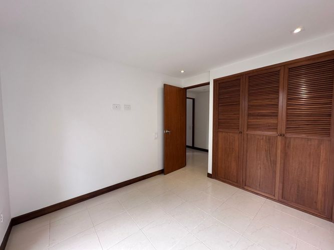 Apartamento de 3 alcobas en arriendo en El Poblado, Medellín, 113 m² · foto 12 de 19