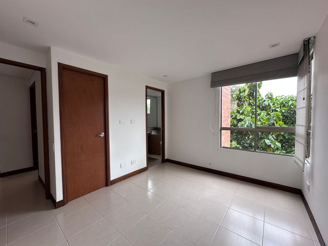 Apartamento de 3 alcobas en arriendo en El Poblado, Medellín, 113 m² · foto 11 de 19