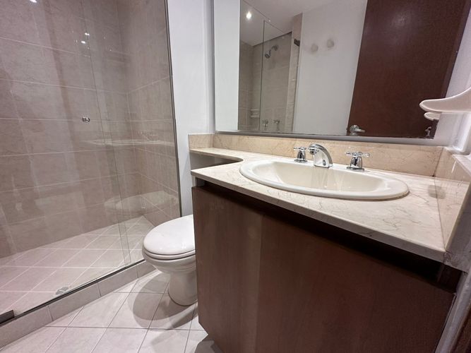 Apartamento de 3 alcobas en arriendo en El Poblado, Medellín, 113 m² · foto 18 de 19