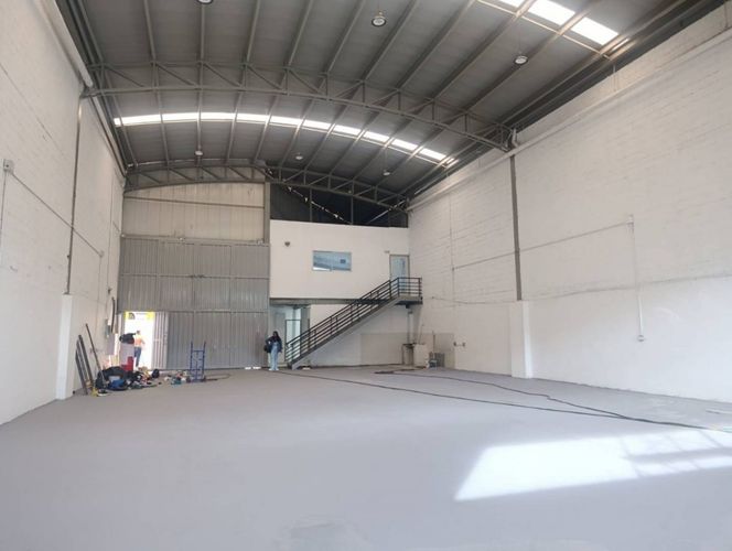 Bodega en arriendo en La Tablaza, La Estrella, 405 m² · foto 2 de 9
