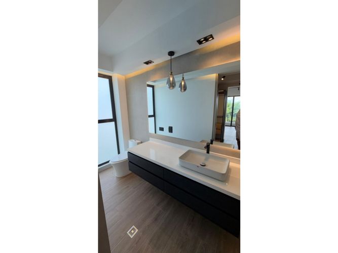 Casa de 5 alcobas en arriendo en La Floresta, Armenia, 950 m² · foto 9 de 24