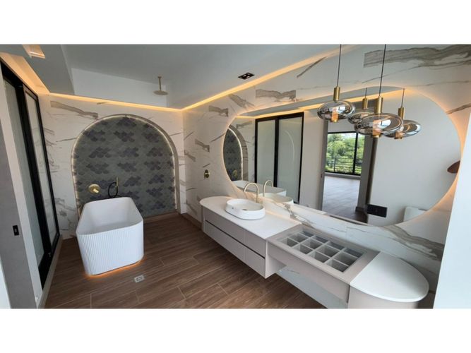 Casa de 5 alcobas en arriendo en La Floresta, Armenia, 950 m² · foto 16 de 24