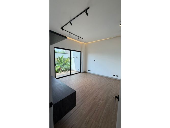 Casa de 5 alcobas en arriendo en La Floresta, Armenia, 950 m² · foto 21 de 24