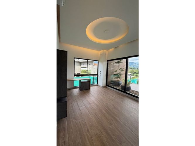 Casa de 5 alcobas en arriendo en La Floresta, Armenia, 950 m² · foto 23 de 24