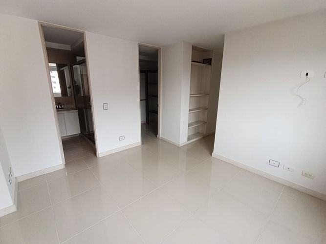 Apartamento de 3 alcobas en arriendo en El Poblado, Medellín, 80 m² · foto 3 de 20