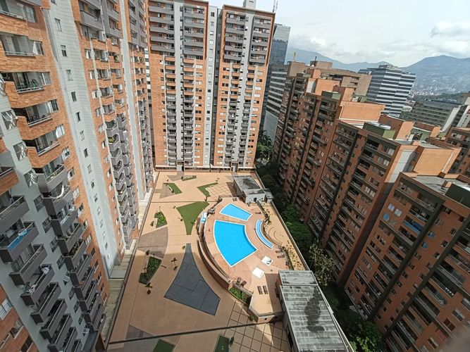 Apartamento de 3 alcobas en arriendo en El Poblado, Medellín, 80 m² · foto 9 de 20