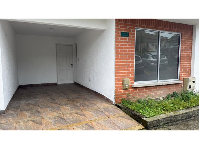 Casa de 3 alcobas en venta en Modelo, Armenia, 123 m² · foto 2 de 24
