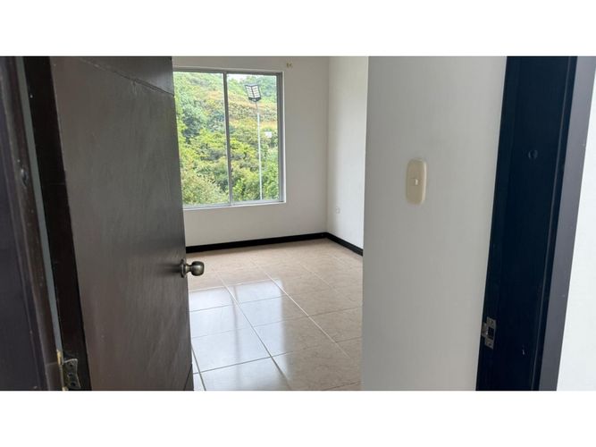 Casa de 3 alcobas en venta en Modelo, Armenia, 123 m² · foto 6 de 24