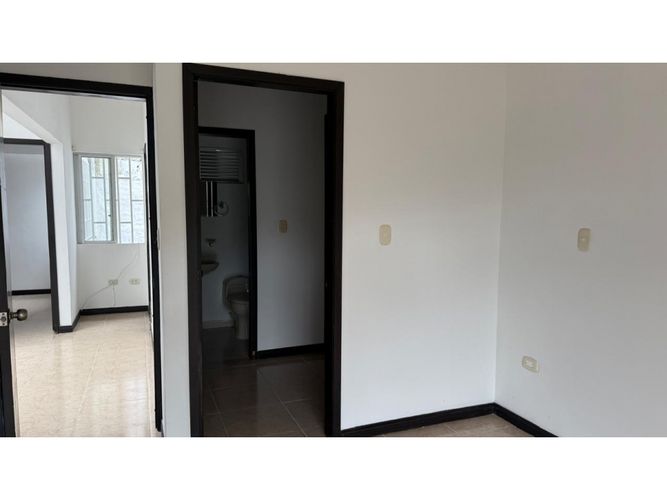 Casa de 3 alcobas en venta en Modelo, Armenia, 123 m² · foto 12 de 24