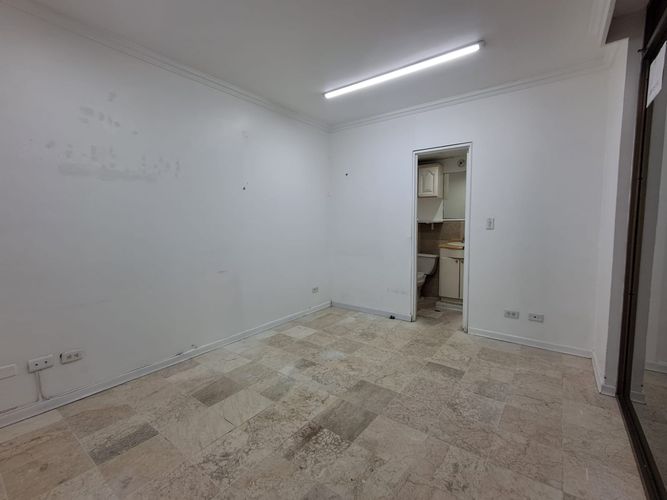 Oficina en arriendo en Sector Plaza De Bolivar, Pereira, 17 m² · foto 7 de 8