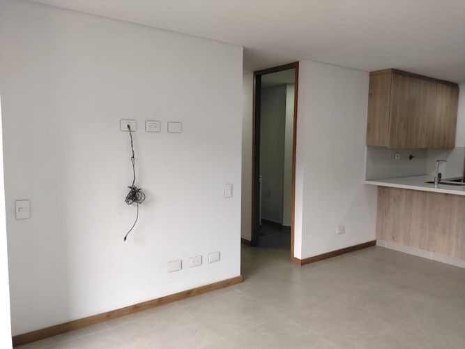 Apartamento de 2 alcobas en arriendo en El Poblado, Medellín, 67 m² · foto 10 de 17