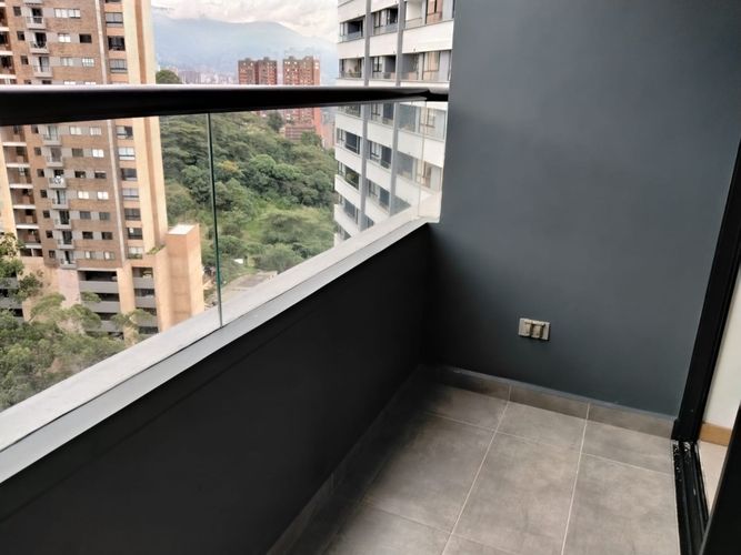 Apartamento de 2 alcobas en arriendo en El Poblado, Medellín, 67 m² · foto 17 de 17