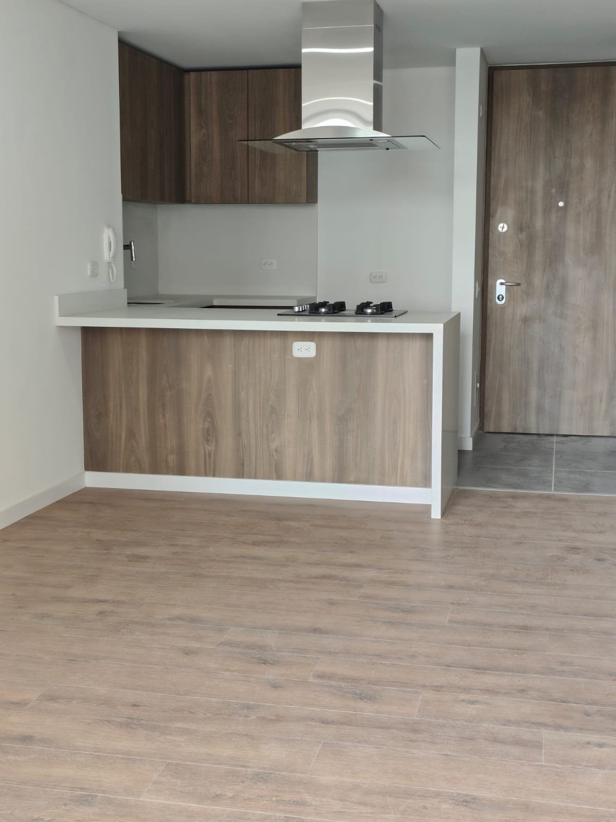 Apartamento en venta en Alameda, Bogotá · foto 2 de 24